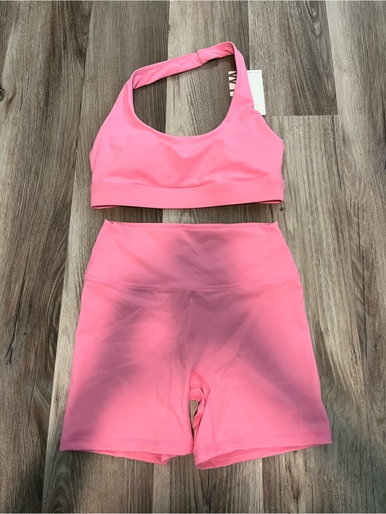 Wilo The Label Other - Pink Women's Sports Bra & High-Waist Bike Shorts Set - Brand: